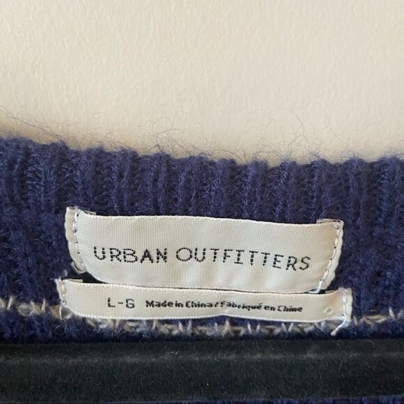 Urban Outfitters-Stripped Dolman Sleeve Lightweight Pullover (size:Large) - Picture 8 of 8